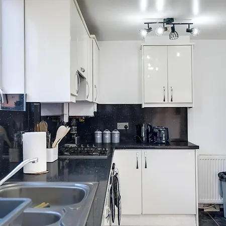 Comfy Moseley Holiday home *