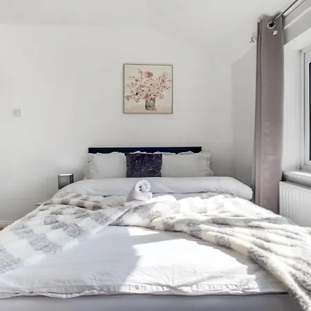 Comfy Moseley Holiday home Birmingham