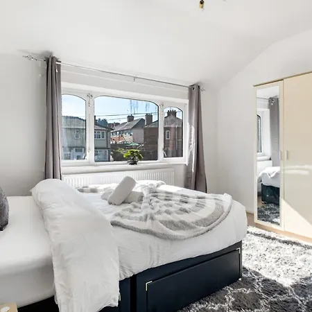 Comfy Moseley Birmingham
